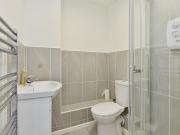 5 bedroom terraced house for sale in Bradwell Common...