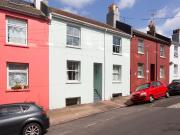 5 bedroom terraced house for sale in Grove Street,...