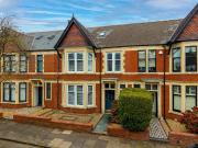 5 bedroom terraced house for sale in Llwyn Y Grant...
