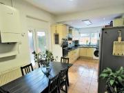 5 bedroom terraced house for sale in Poplar Avenue...
