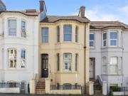 5 bedroom terraced house for sale in Queens Park Road,...