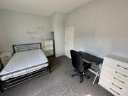 5 bedroom Terraced House To Let