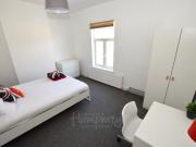 5 bedroom Terraced House To Let