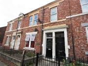 5 bedroom Terraced house to let Eastbourne Avenue,...