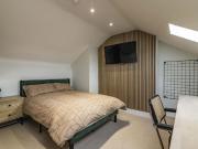 5 bedroom terraced house to rent 5 bedroom terraced house to rent