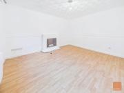 5 bedroom terraced house to rent