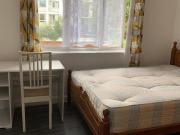 5 bedroom terraced house to rent