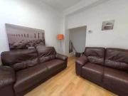 5 bedroom terraced house to rent