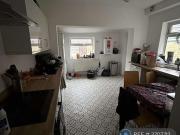 5 bedroom terraced house to rent