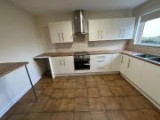 5 bedroom terraced house to rent
