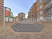 5 bedroom terraced house to rent