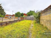 5 bedroom terraced house to rent