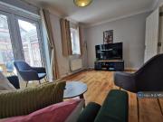 5 bedroom terraced house to rent