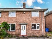 5 bedroom terraced house to rent