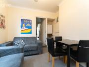 5 bedroom terraced house to rent