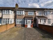 5 bedroom terraced house to rent