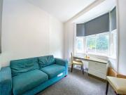 5 bedroom terraced house to rent