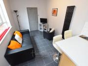 5 bedroom terraced house to rent