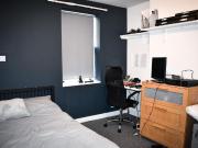 5 bedroom terraced house to rent