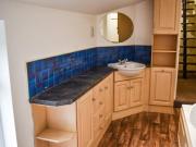 5 bedroom terraced house to rent
