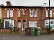 5 bedroom terraced house to rent 5 bedroom terraced house to rent