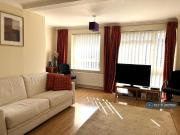 5 bedroom terraced house to rent