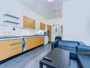 5 bedroom terraced house to rent