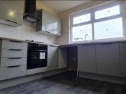 5 bedroom terraced house to rent