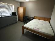 5 bedroom terraced house to rent