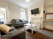 1 bedroom house share to rent