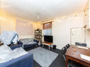 5 bedroom terraced house to rent