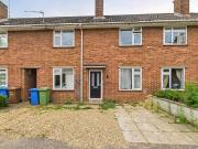 5 bedroom terraced house to rent