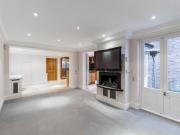 5 bedroom terraced house to rent