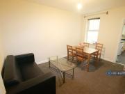 5 bedroom terraced house to rent