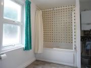 5 bedroom terraced house to rent