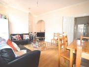 5 bedroom terraced house to rent