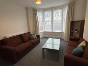 5 bedroom terraced house to rent