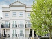 5 Bedroom Town House For Rent In London