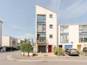 5 bedroom townhouse for sale