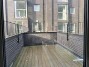 5 bedroom townhouse to rent
