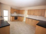 5 Bedrooms Bungalow for rent in Uppingham Road,...