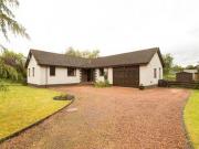 5 Bedrooms Bungalow for sale in Old Edinburgh Place,...