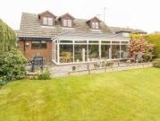 5 Bedrooms Detached bungalow for sale in Loads Road,...