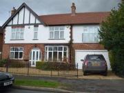 5 Bedrooms Detached house for rent in Eastwood Drive,...