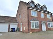 5 Bedrooms Detached house for rent in Harefield, Grange...