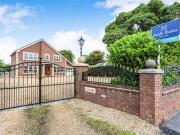 5 Bedrooms Detached house for rent in Mains Lane,...