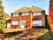 5 Bedrooms Detached house for rent in Old Bedford Road,...