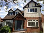 5 Bedrooms Detached house for rent in Priory Avenue,...