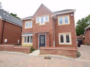 5 Bedrooms Detached house for rent in Robertson Place,...