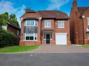 5 Bedrooms Detached house for rent in Stourbridge Road,...